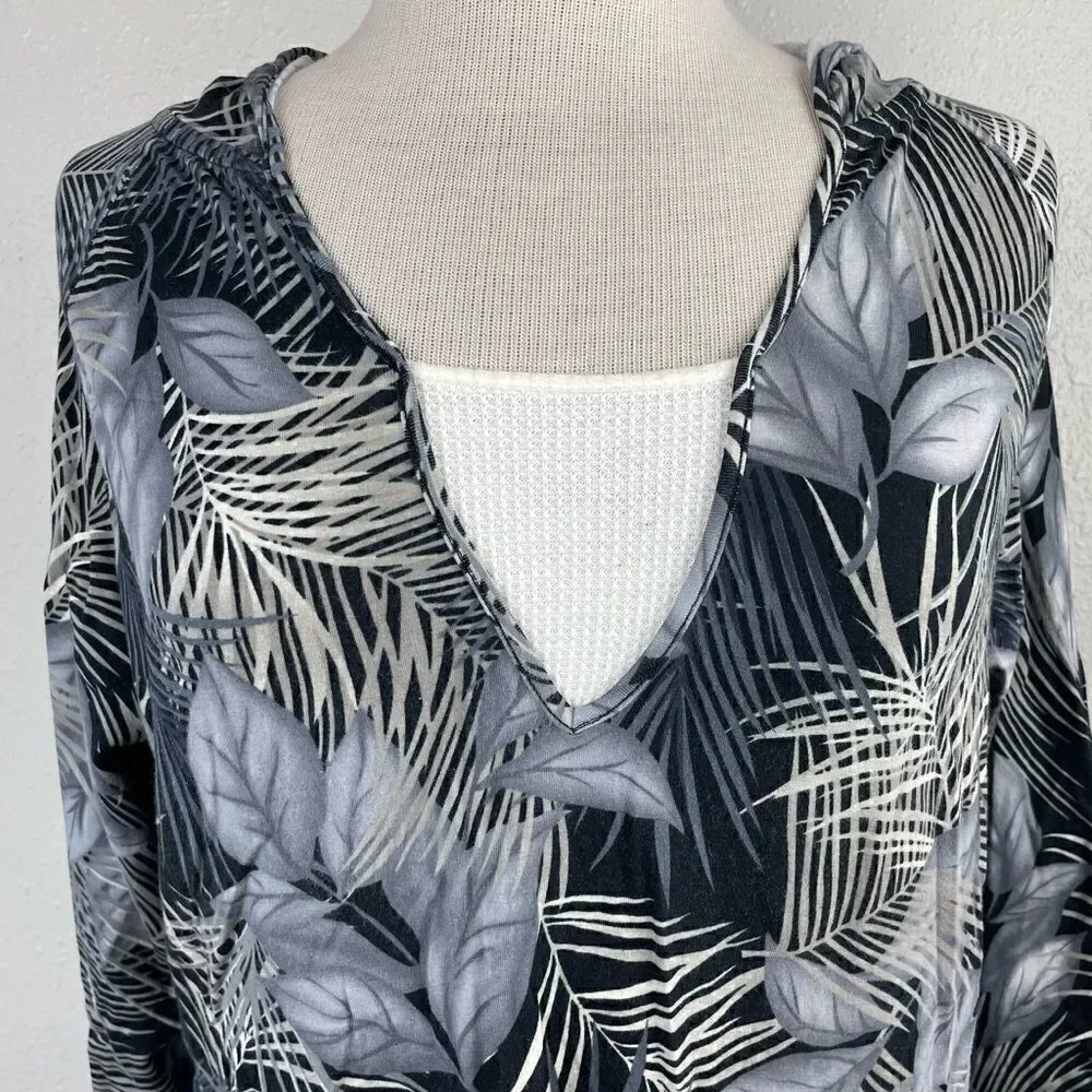 Caribbean Joe Hoodie Size M EUC